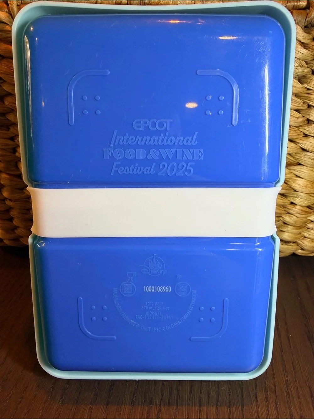 Disney 2025 Epcot International Food and Wine Festival Donald Duck Food Box